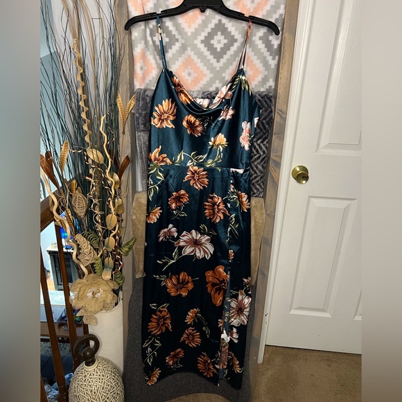 SHEIN Womens floral print drape neck split thigh satin dress - Picture 2 of 9